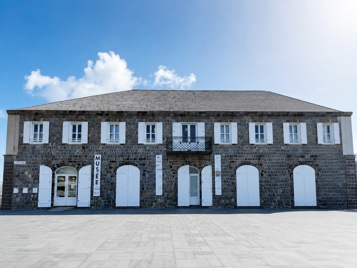 Wall House